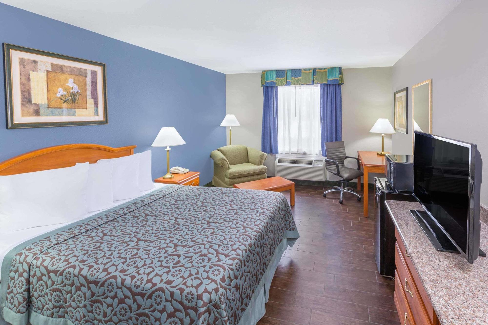 Days Inn By Wyndham Galliano La Dış mekan fotoğraf